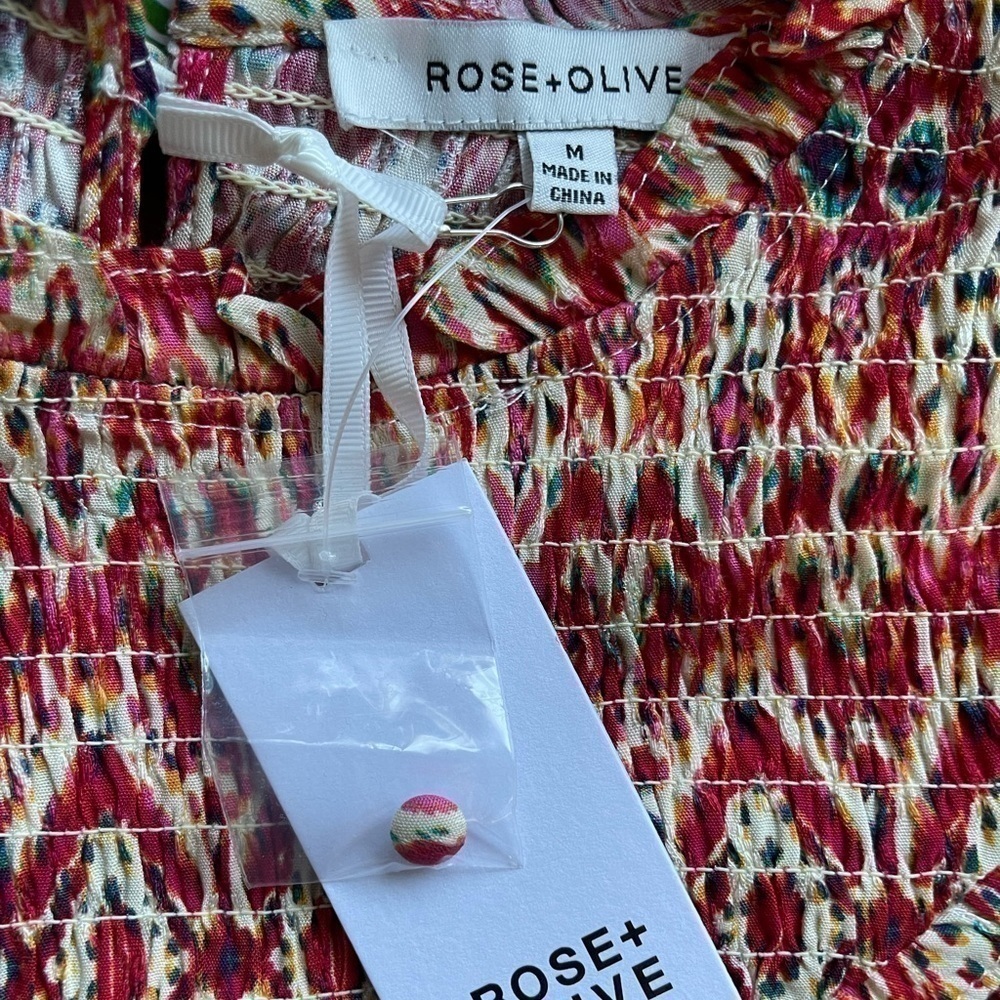 🫶🏻 Rose + Olive Top - Picture 6 of 6